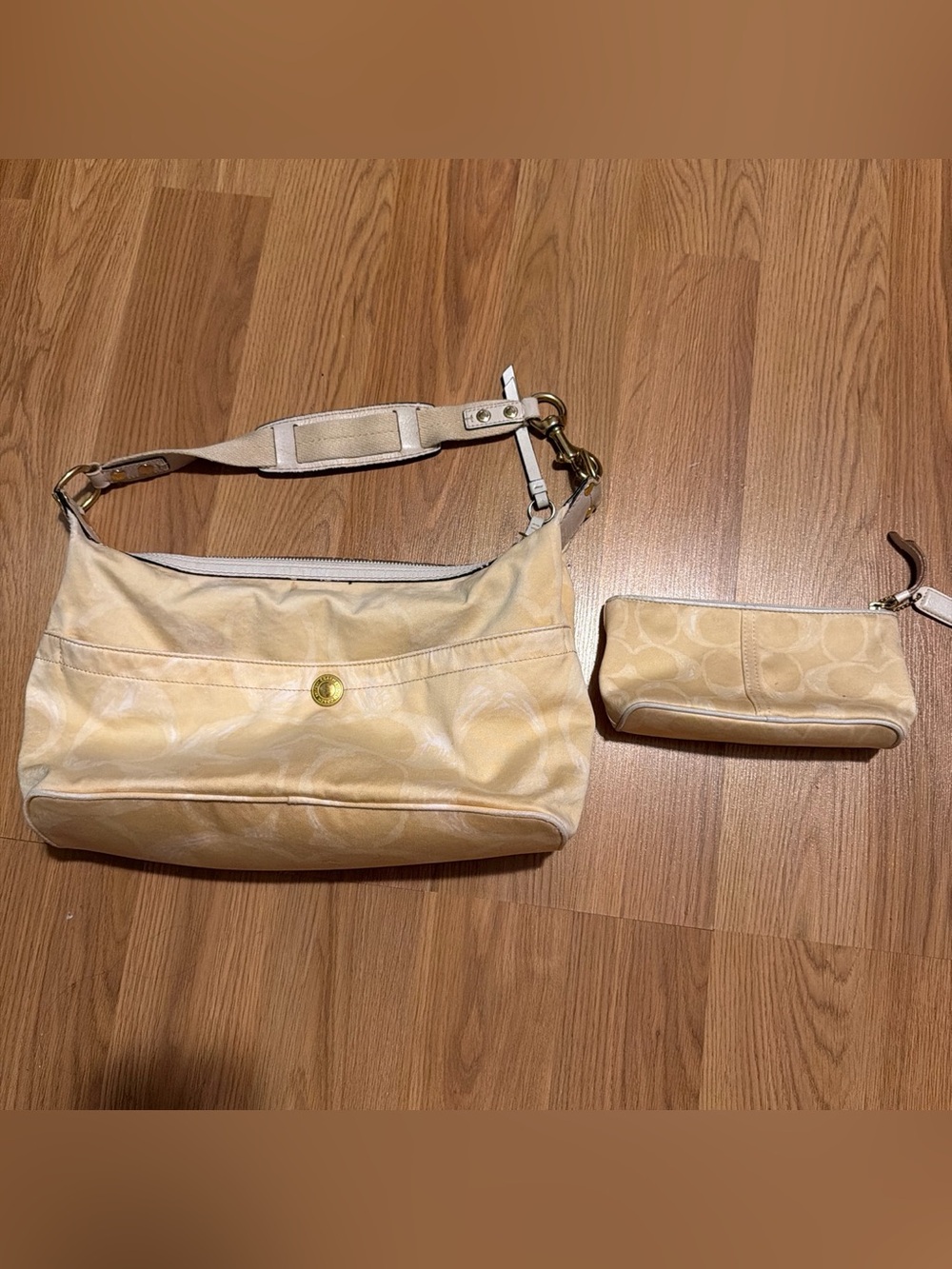 Coach Light Beige Signature Shoulder Bag with Matching wallet